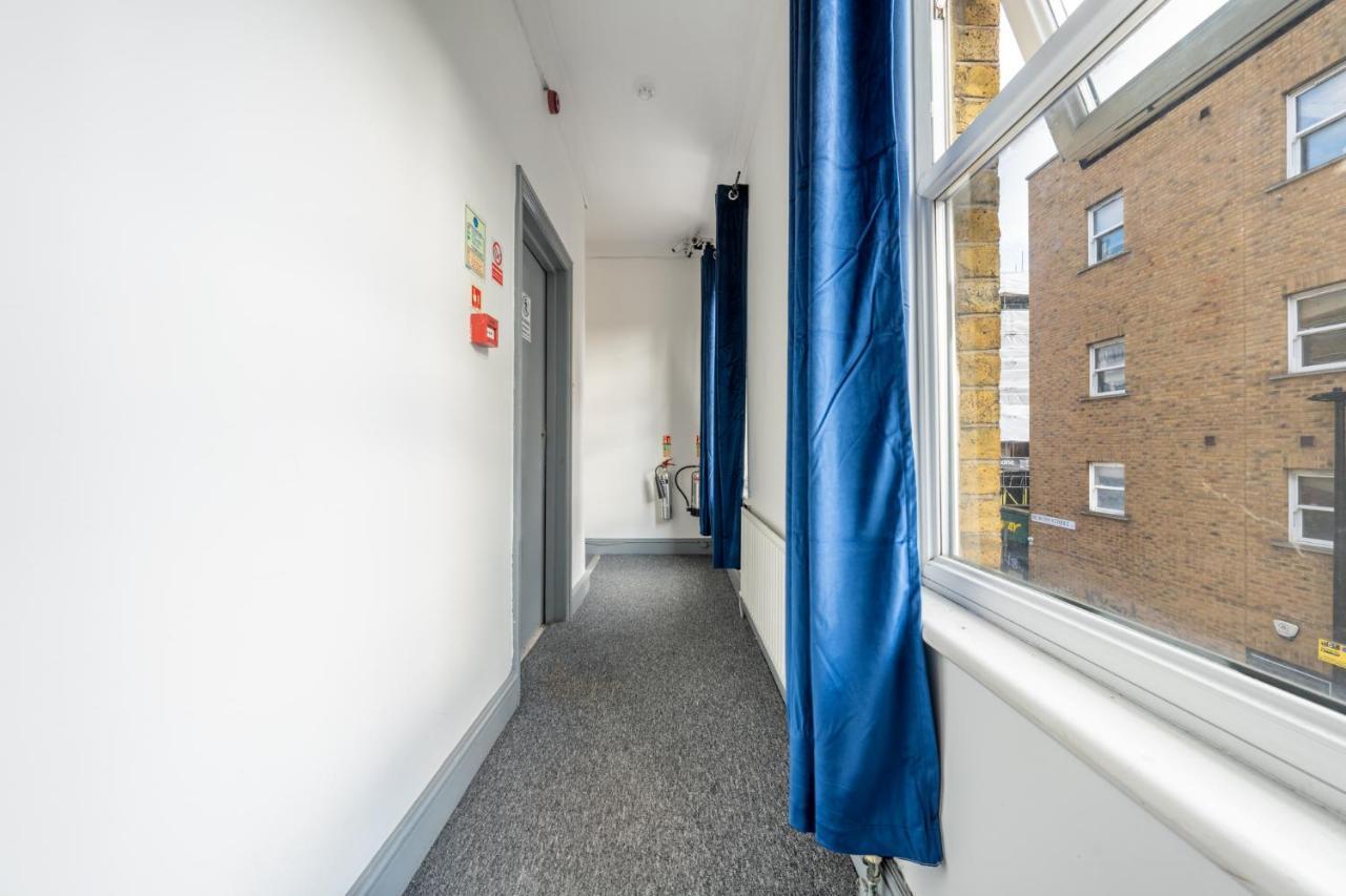 The Buross - Aldgate Aparthotel Лондон Екстериор снимка